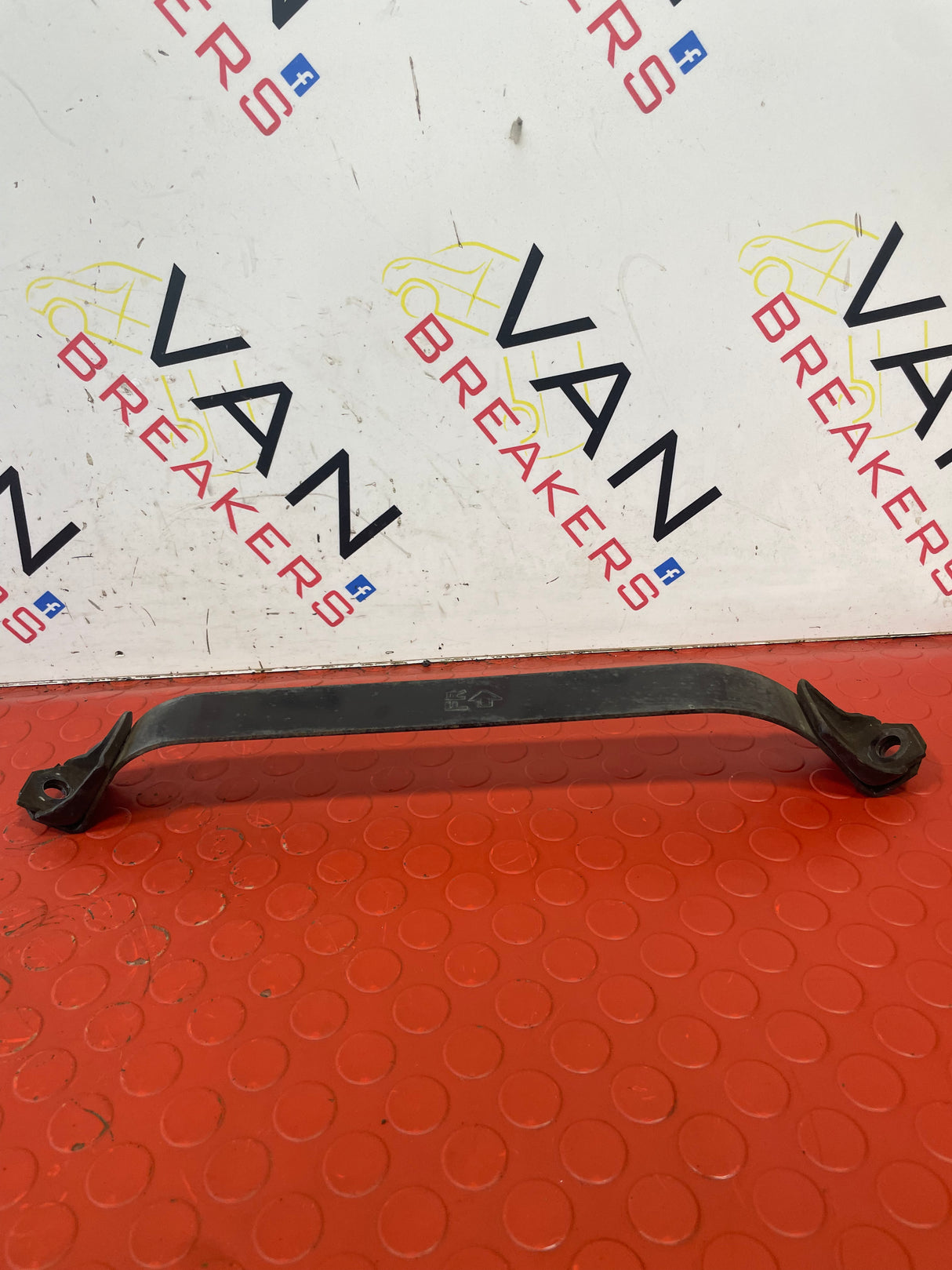 Nissan Navara FUEL TANK STRAP 2015-2024 P/N 17406EA000