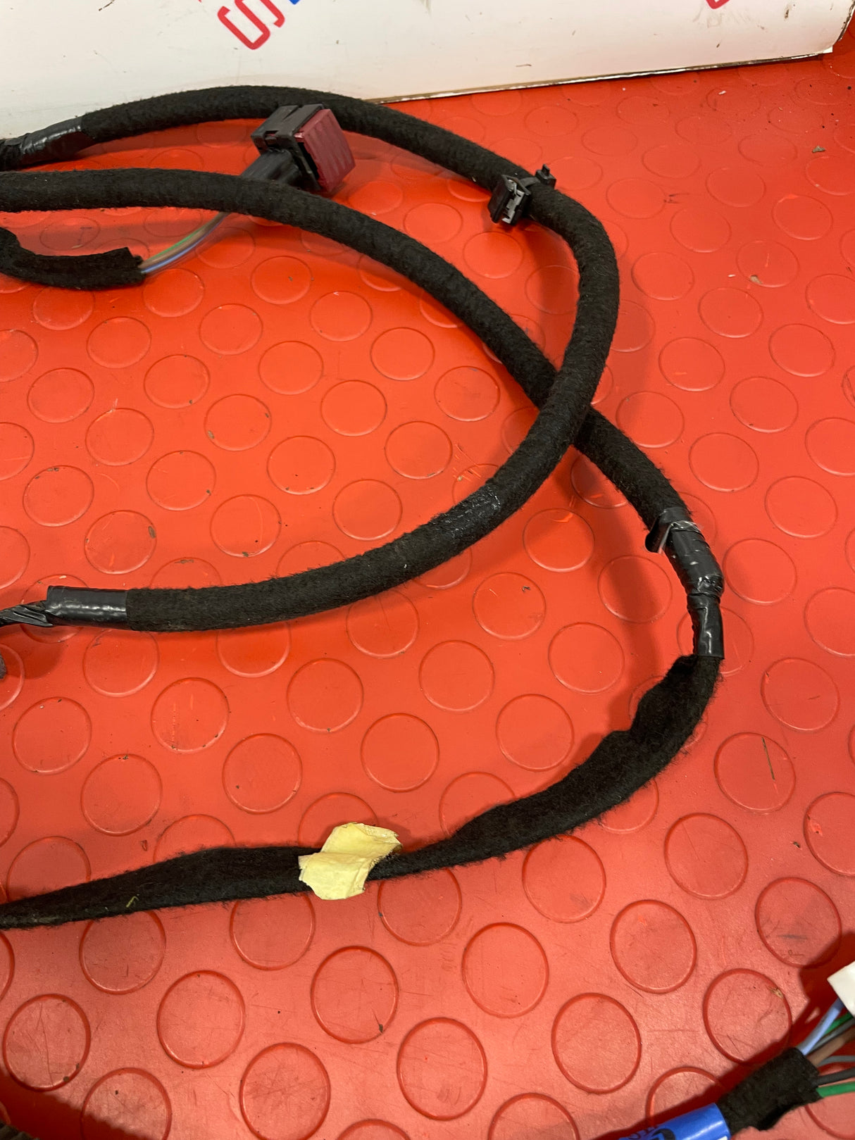 Renault Trafic/Vauxhall Vivaro/Nissan NV300 REAR DOOR WIRING LOOM Passenger Side 2014-2019 P/N 240529932R