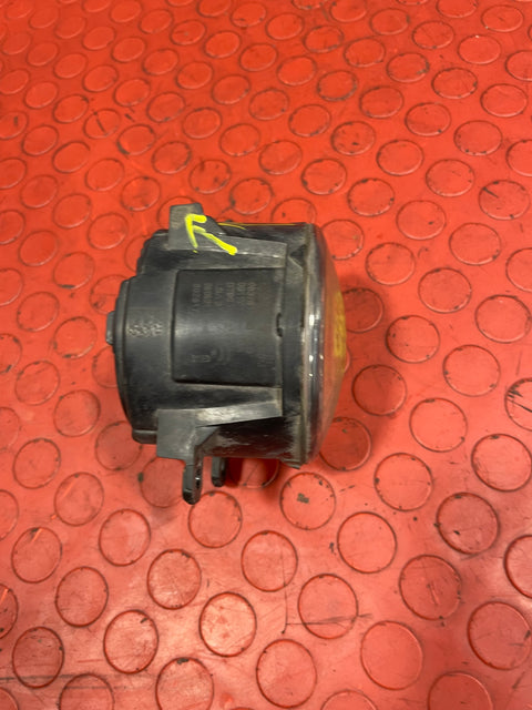 Citroen Berlingo/Peugeot Partner/Vauxhall Combo/Toyota Proace City FOG LIGHT HOUSING ONLY (damage one mounting point)(fits both sides) 2019-2024 P/N 9837817180 / 89211690