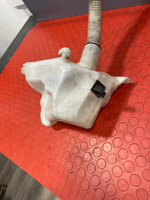 Citroen Berlingo/Peugeot Partner WASHER BOTTLE WITH FILLER NECK (NO PUMP) 2008-2018 P/N 9671568380