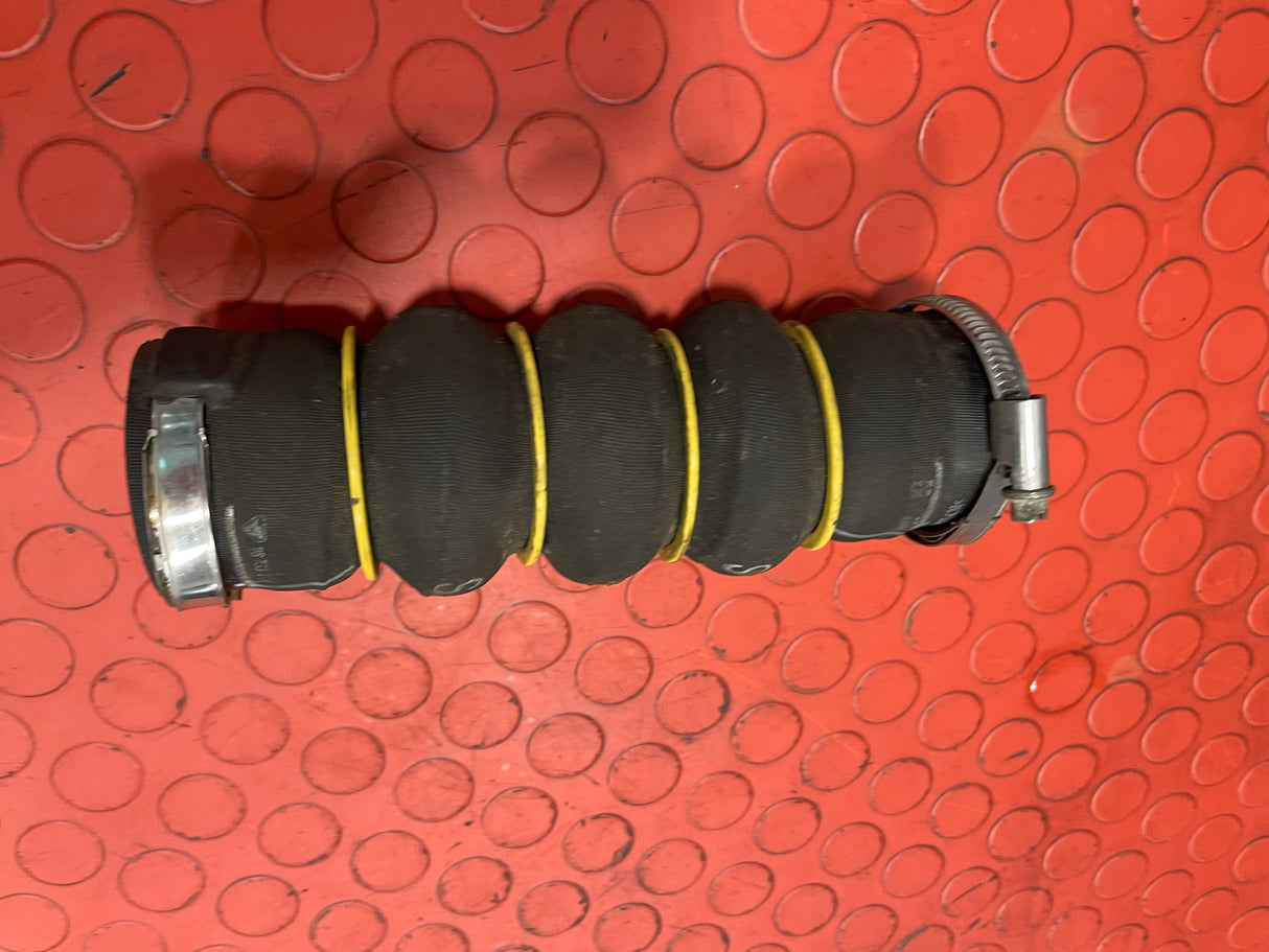 Citroen Dispatch/Peugeot Expert INTERCOOLER HOSE / TURBO HOSE 1.6 2015 P/N 98733T01 / 9686000180