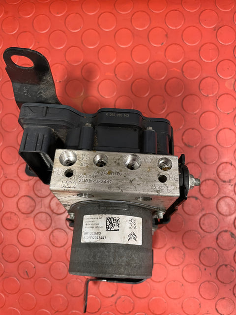 Citroen Berlingo/Peugeot Partner/Vauxhall Combo/Toyota Proace City ABS PUMP / BRAKE CONTROL MODULE w/ Bracket 2019-2024 P/N 9827551180 /  3330A20009 / 0265956944 / 9845052680