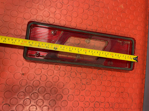 Ford Transit Tipper Pick-Up TAILLIGHT COVER Passenger's Side MK8 2014 P/N BK3113405CC / 1847494