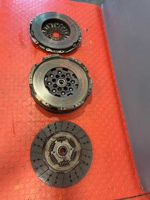 Ford Transit CLUTCH KIT FLYWHEEL,PRESSURE PLATE,CLUTCH LINING MK8 2.0 RWD 2016-2023 P/N GK317563AA/GK316477AB/C1045744