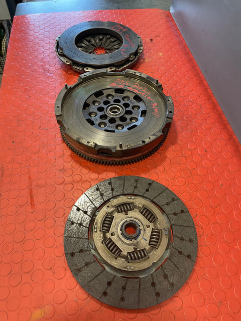 Ford Transit CLUTCH KIT FLYWHEEL,PRESSURE PLATE,CLUTCH LINING MK8 2.0 RWD 2016-2023 P/N GK317563AA/GK316477AB/C1045744