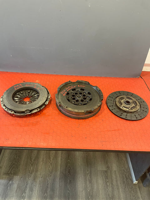 Ford Transit CLUTCH KIT FLYWHEEL,PRESSURE PLATE,CLUTCH LINING MK8 2.0 RWD 2016-2023 P/N GK317563AA/GK316477AB/C1045744