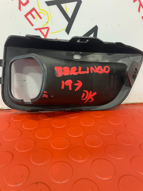 Citroen Berlingo/ Peugeot Partner/ Vauxhall Combo/ Toyota Proace City FRONT BUMPER SPOT LIGHT COVER DRIVERS SIDE O/S 2019-2024   P/N BR-18152