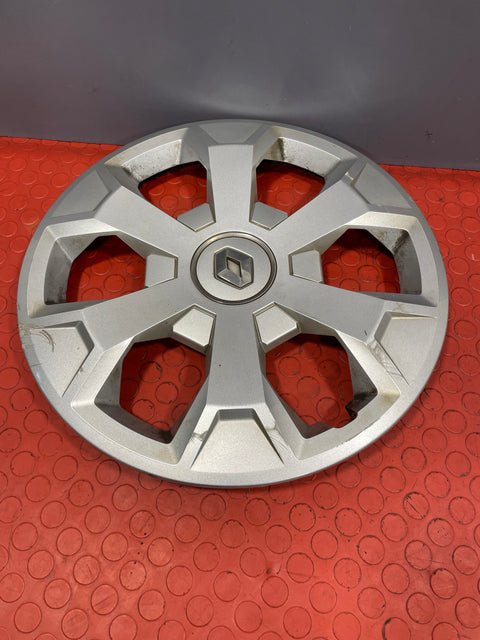 Renault Trafic HUB CAP 16''inch (with Scratches) 2019-2024 P/N 403155057R