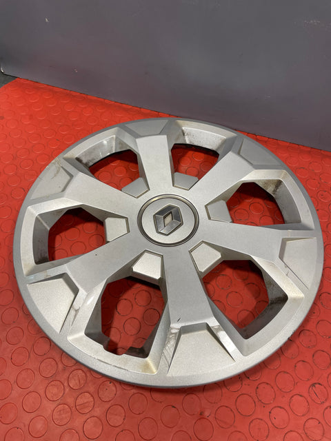 Renault Trafic HUB CAP 16''inch (with Scratches) 2019-2024 P/N 403155057R