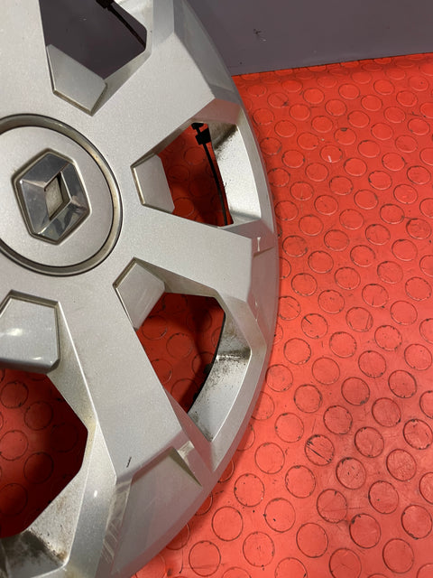 Renault Trafic HUB CAP 16''inch (with Scratches) 2019-2024 P/N 403155057R