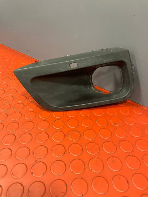 Citroen Berlingo/Peugeot Partner FOG LIGHT GRILL/FOG LIGHT HOUSING Driver's Side RH 2019-2023 P/N 9816770680