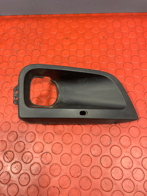 Citroen Berlingo/Peugeot Partner FOG LIGHT GRILL/FOG LIGHT HOUSING Driver's Side RH 2019-2023 P/N 9816770680