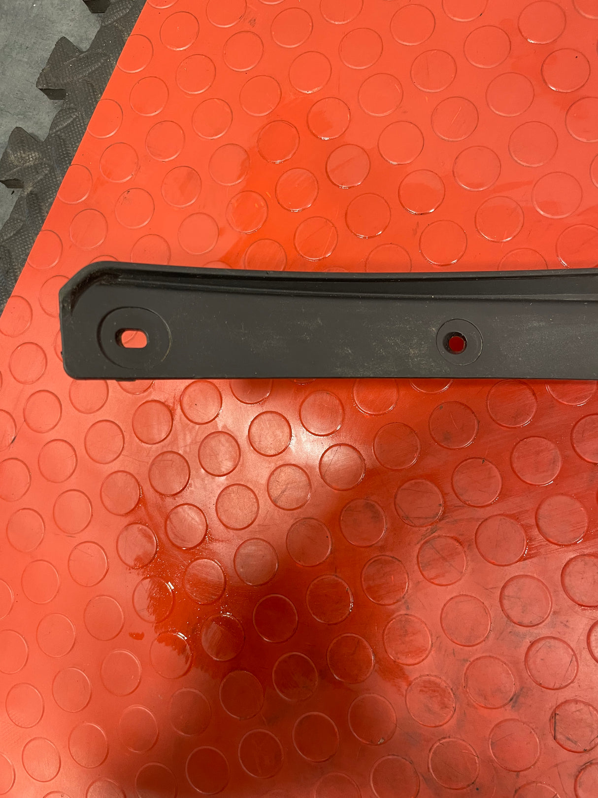 Ford Ranger FRONT LEFT MUD FLAP P/NEB3B16A263B