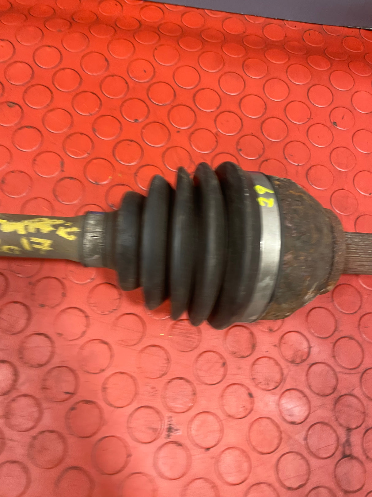 Renault Trafic/Vauxhall Vivaro/Nissan NV300 DRIVESHAFT Drivers Side 1.6 2014-2017 P/N 391005010R - 1