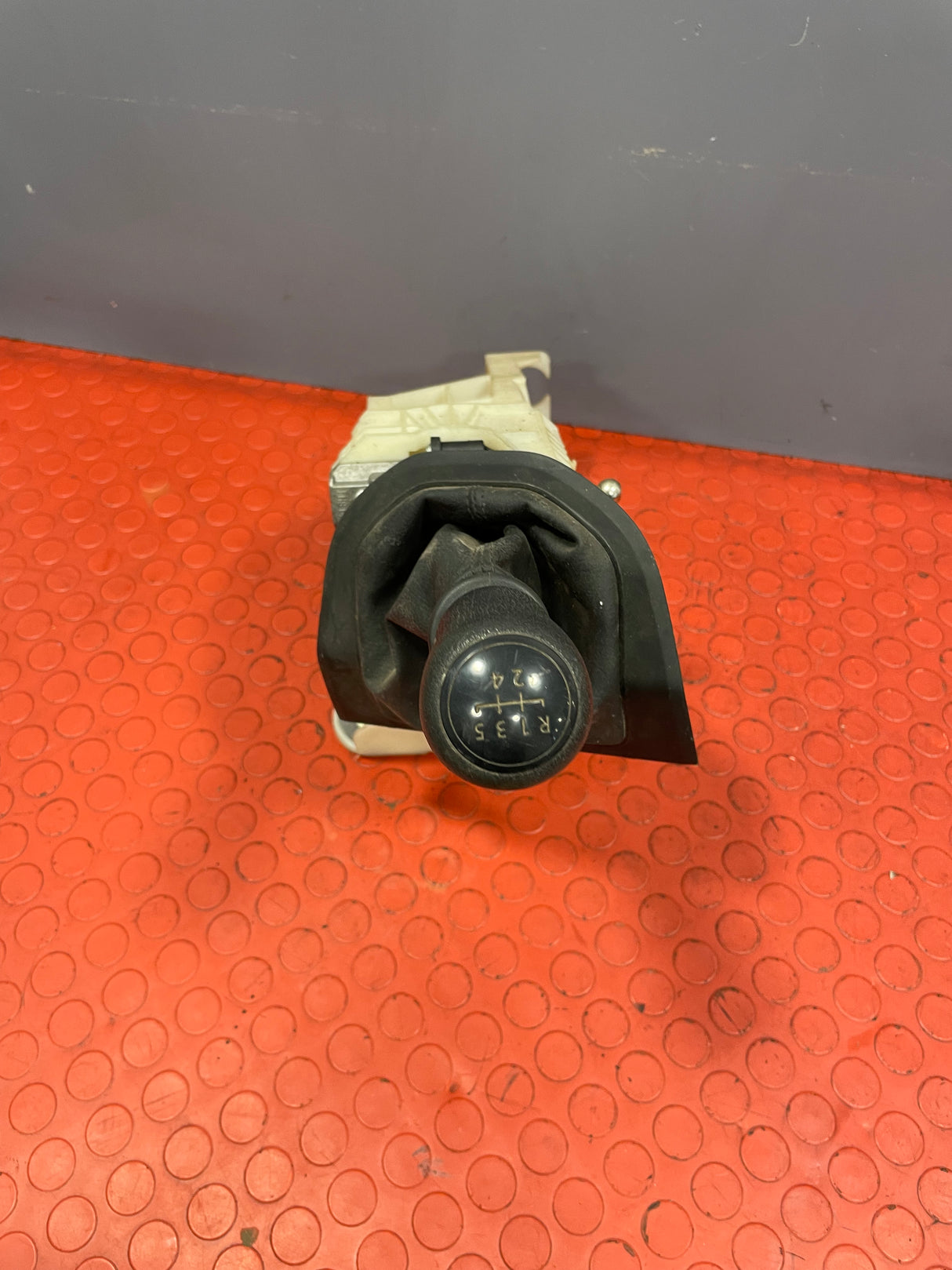 Volkswagen Transporter T6 GEAR SELECTOR 2019 P/N 7E0711025