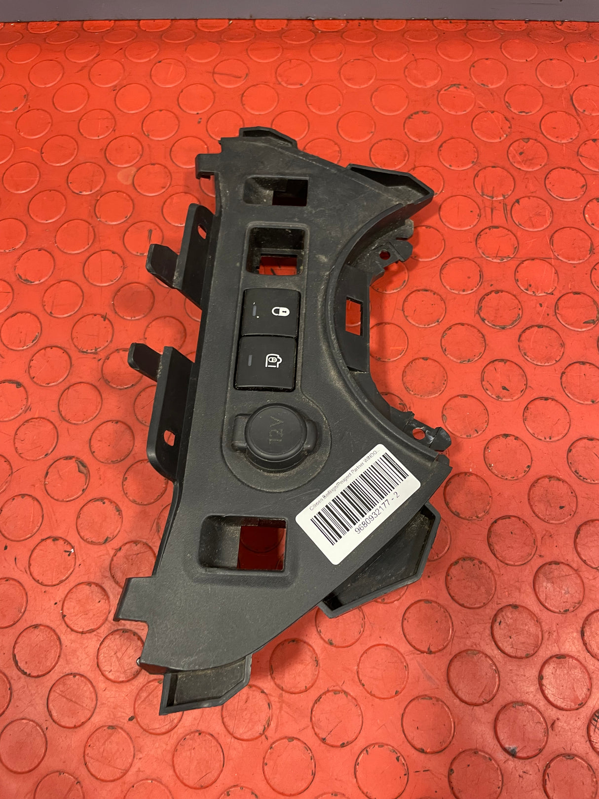 Citroen Berlingo/Peugeot Partner WINDOW SWITCH/LOCKING CONTROL PANEL (incomplete button) 2008-2018 P/N 9680932177 - 2