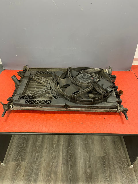 Ford Transit COOLING KIT RADIATOR & FAN Mk7 FWDV2.2 2007-2018 P/N 7C118005AB - 1
