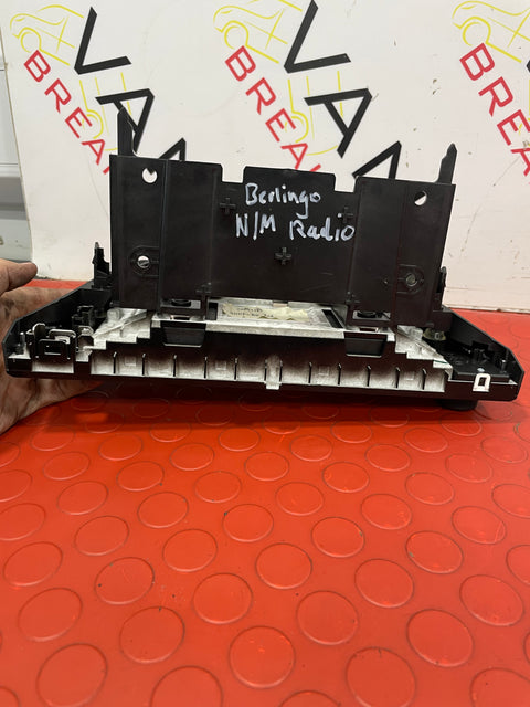 Peugeot Partner/Citroen Berlingo/Vauxhall Combo/Toyota Proace City  MULTI-FUNCTION RADIO TOUCH SCREEN 2019-2024 P/N 98345773ZD