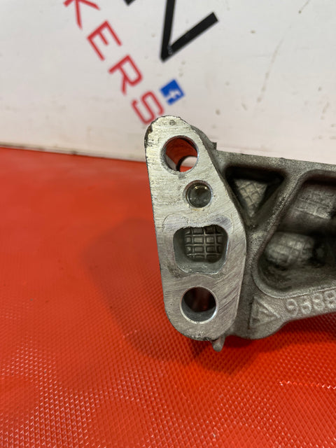 Citroen Berlingo/Peugeot Partner DRIVERS SIDE ENGINE MOUNT 1.6 2008-2018 P/N 9688615780