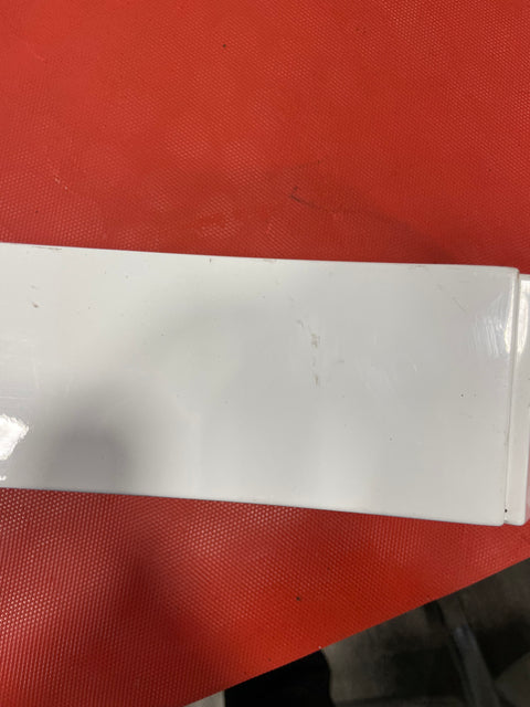 Citroen Dispatch/ Peugeot Expert/ Toyota Proace/ Vauxhall Vivaro PASSENGER SIDE SLIDING DOOR RAIL TRIM (White) 2019-2023 P/N 9808384180