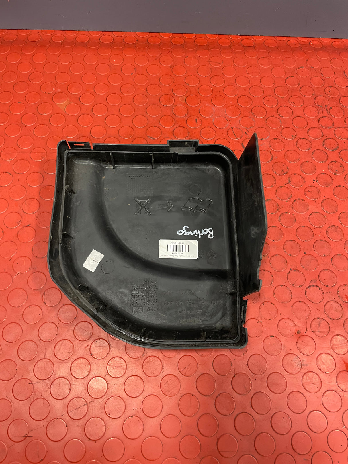 Citroen Berlingo/ Peugeot Partner FUSE BOX COVER 2008-2018 P/N 9658418180