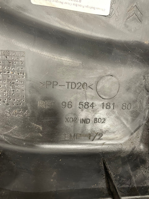 Citroen Berlingo/ Peugeot Partner FUSE BOX COVER  2008-2018 P/N 9658418180