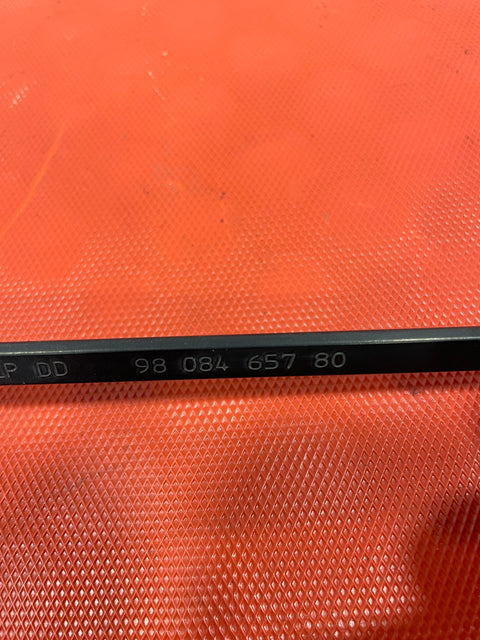 Peugeot Expert Citroen Dispatch WINDSCREEN WIPER ARMS AND BLADES (PAIR) P/N 9808465780 P/N 9808465680