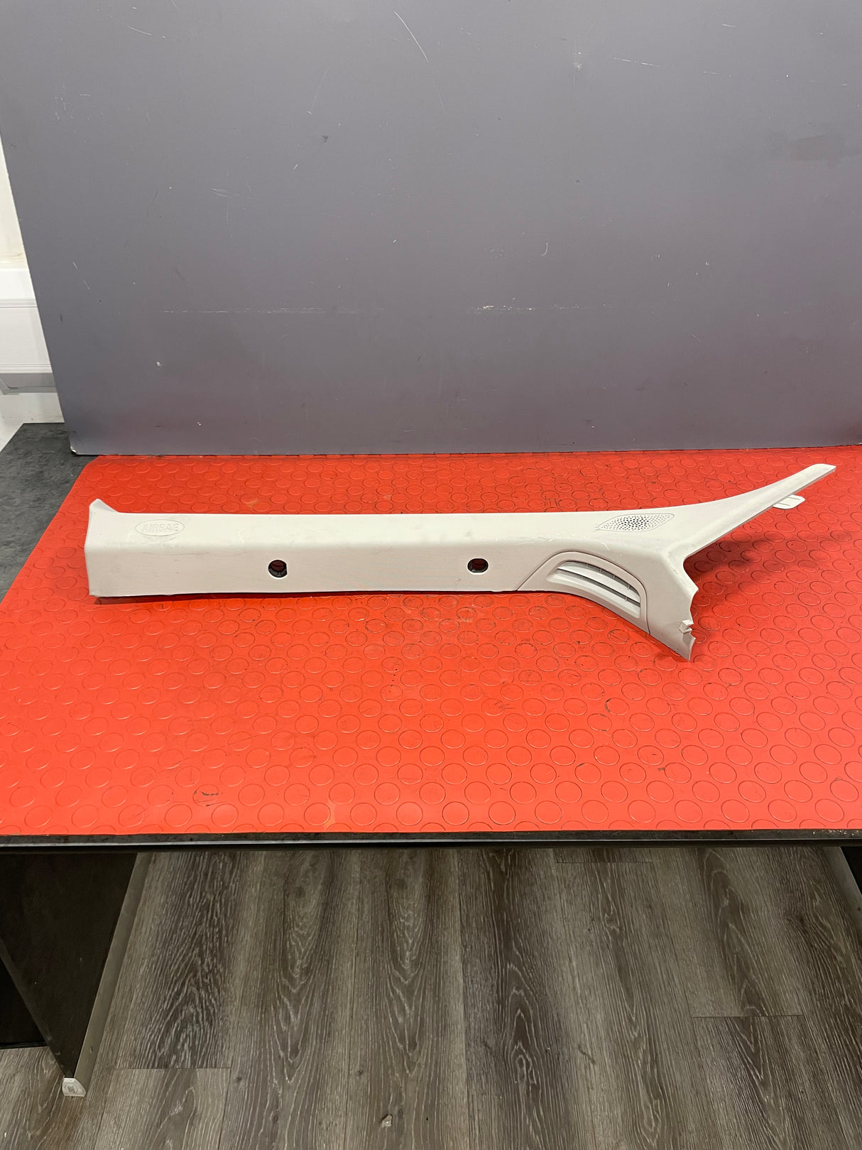 Saic Maxus Deliver 9 A PILLAR TRIM Passenger's Side 2021-2024 P/N C00099913