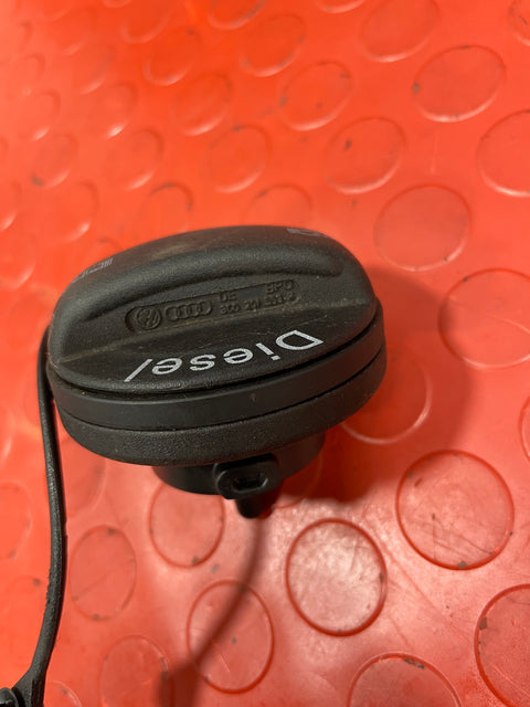 Volkswagen/Audi DIESEL FILLER CAP B6,B7,1.6,1.9,2.0P/N 3C0201553K