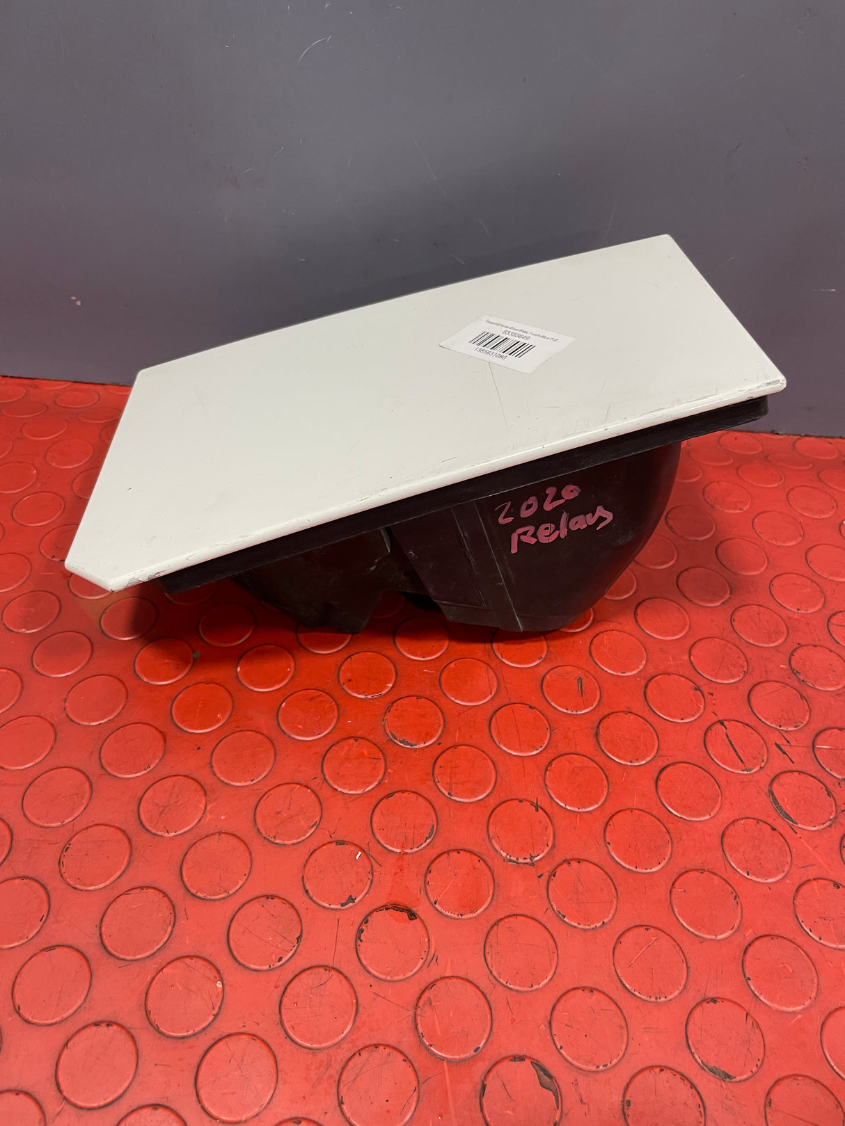 Citroen Relay/Peugeot Boxer/Fiat Ducato FUEL FILLER FLAP/ADBLUE FILLER CAP 2016-2024 P/N 1385931080