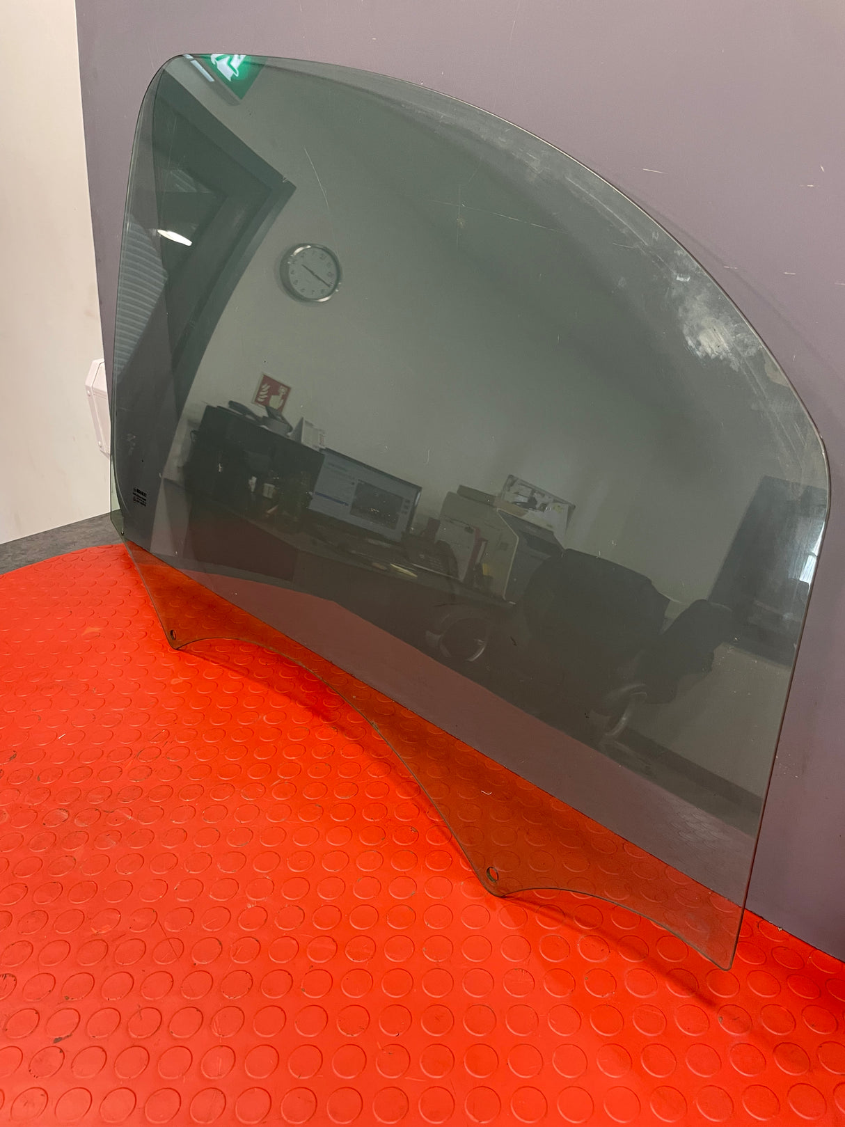 Renault Kangoo DOOR WINDOW (FRONT DRIVER SIDE) 2009 ONWARDS P/N 43R000929