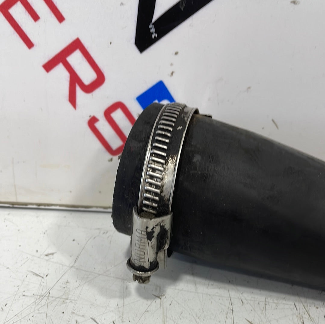 Ford Transit Connect 2014 AIR INTAKE INTERCOOLER HOSE PIPE AV616K863JC