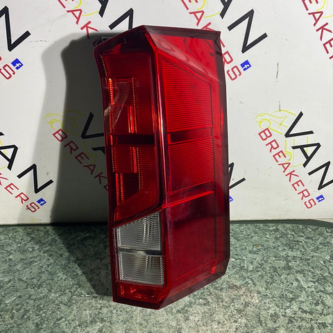 Volkswagen Crafter DRIVER SIDE TAILLIGHT 2018 P/N 7C0945096J