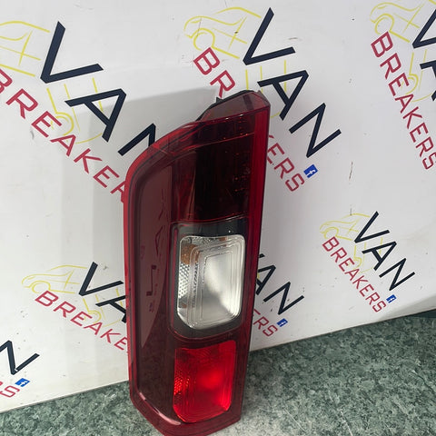 Renault Trafic PASSENGER SIDE TAILLIGHT 2017 P/N 265556737R