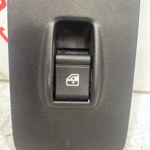 Citroen Relay /Fiat Ducato /Peugeot  Boxer 2006-14 ELECTRIC WINDOW SWITCH (FRONT PASSENGER SIDE)  07356765190