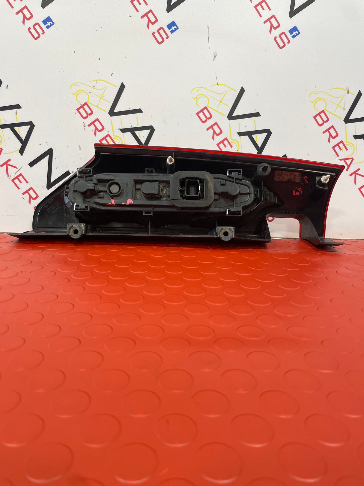 Renault Kangoo D/S OFFSIDE TAIL LIGHT  2008-2013 P/N 8200419945