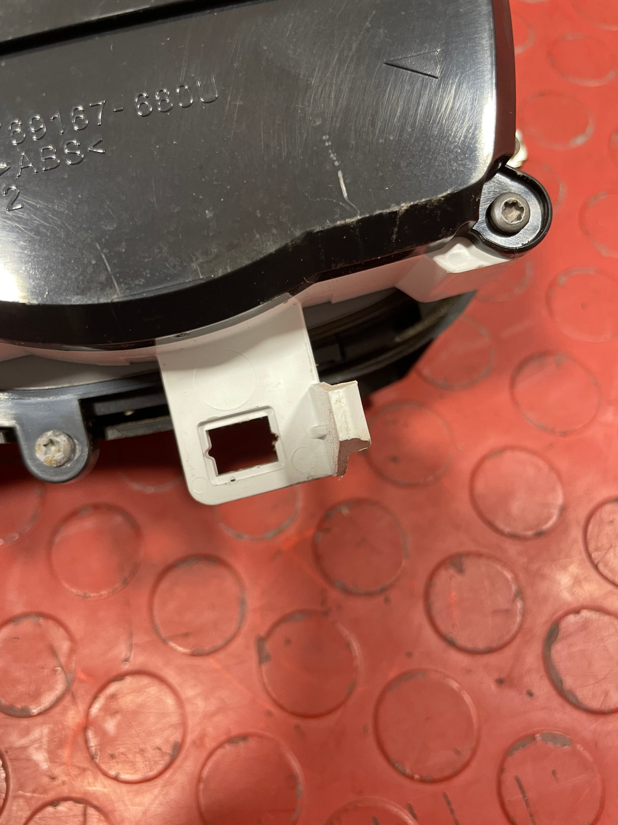 Citroen Dispatch/Peugeot Expert/Vauxhall Vivaro/Toyota Proace/Fiat Scudo DASH CLOCKS INSTRUMENT CLUSTER PANEL 2016-2024 P/N 9831168880