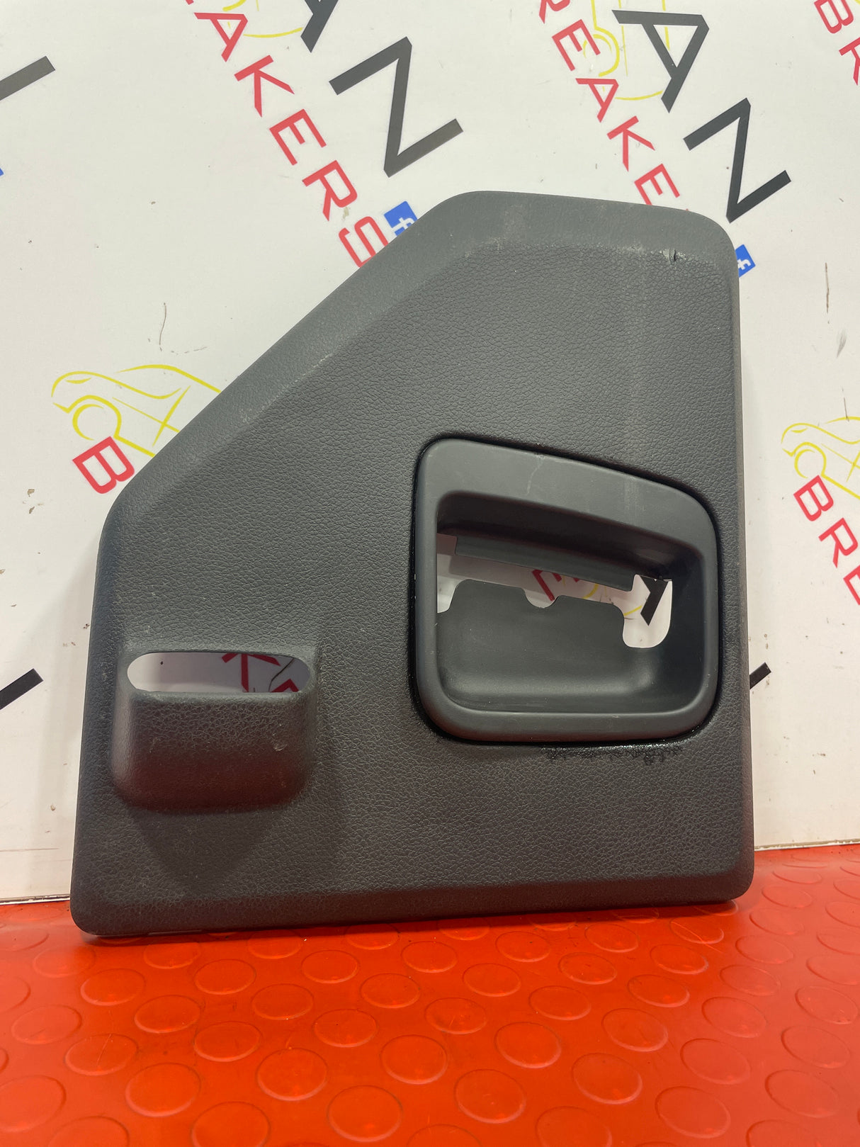 Dispatch Expert Proace SLIDING DOOR INNER HANDLE 2019-2023   P/N 98099548