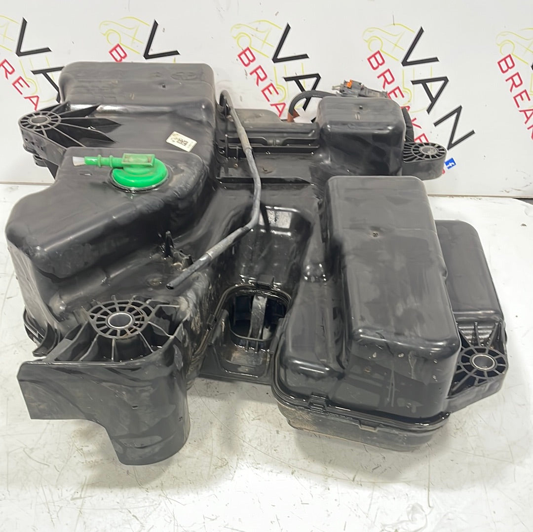 Citroen Dispatch/ Peugeot Expert/ Vauxhall Vivaro/ Toyota Proace/Fiat Scudo 1.5 HDI ADBLUE TANK  2019-2024 P/N 9842316580 - 1