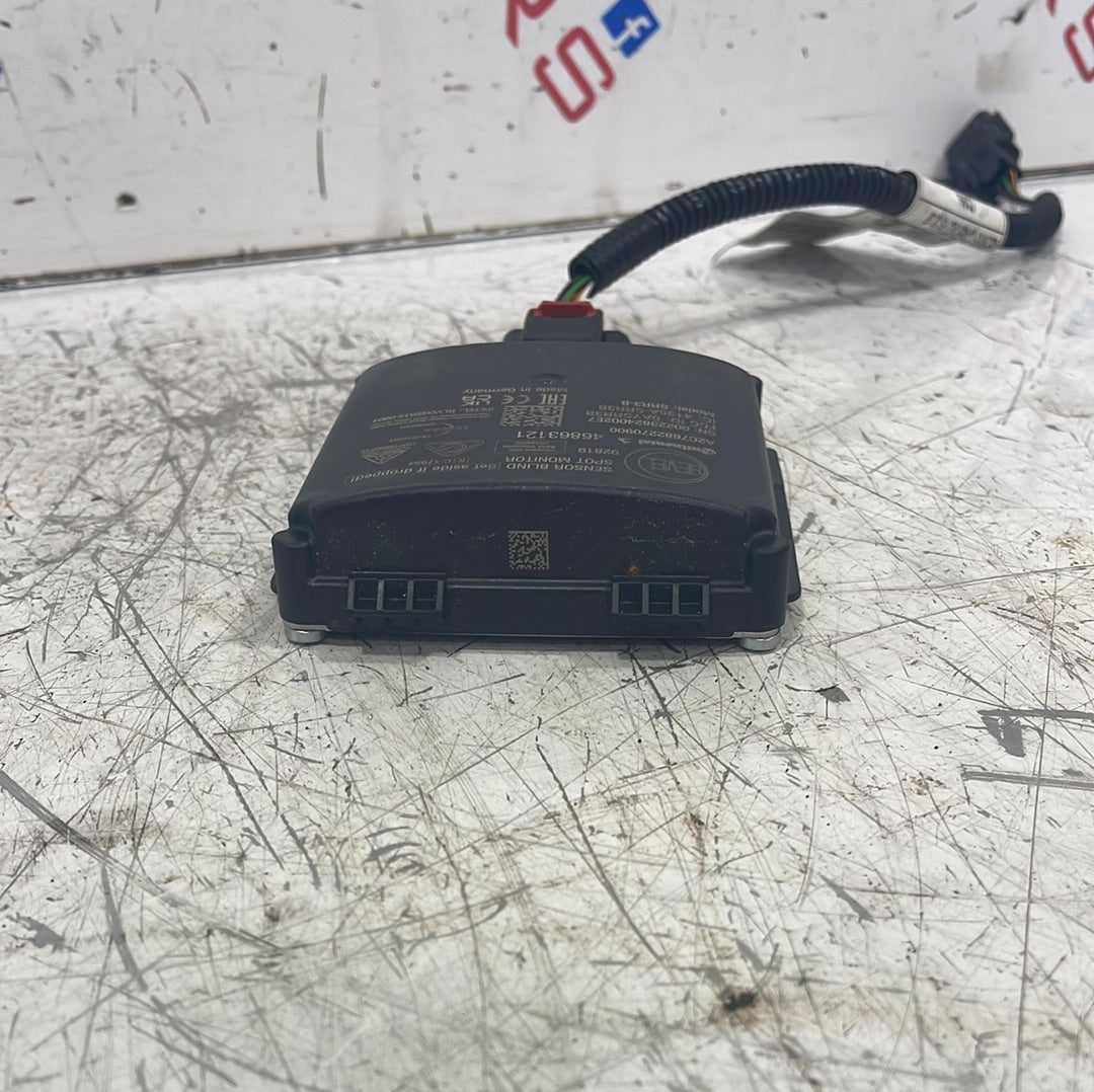 Nissan Navara BLIND SPOT SENSOR MONITOR 2021 P/N OAYSRR3B