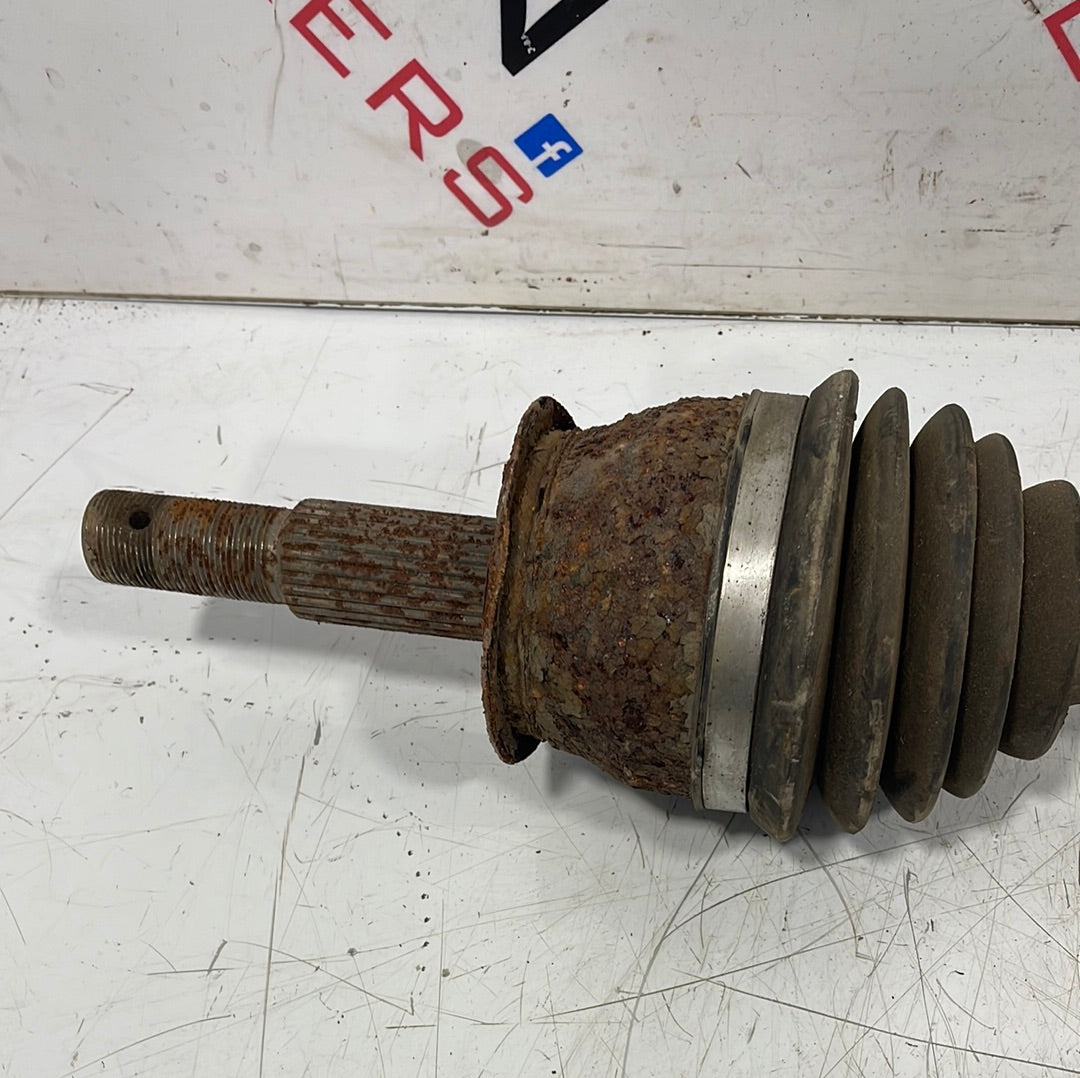 Nissan Navara PASSENGER SIDE DRIVE SHAFT 2012 P/N 09930497