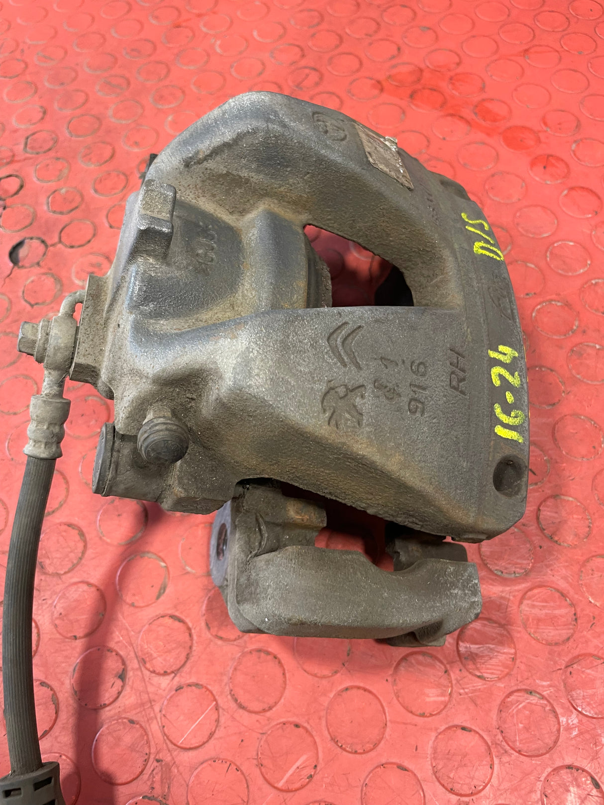 Citroen Dispatch/Peugeot Expert/Vauxhall Vivaro/Toyota Proace/Fiat Scudo BRAKE CALIPER Front Drivers Side 2016-2024 P/N 9805256380 - 1