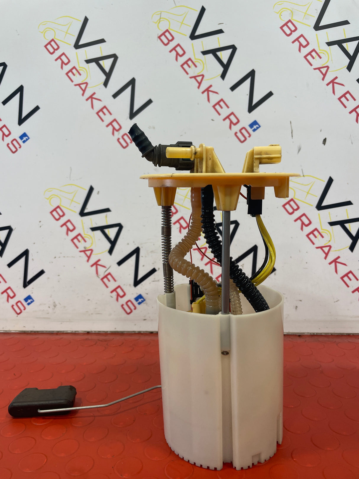 Vauxhall Movano B/ Renault Master III  IN TANK FUEL PUMP ASSEMBLY SENDER UNIT  2.3 DCI 2011-2019  P/N 172020772R