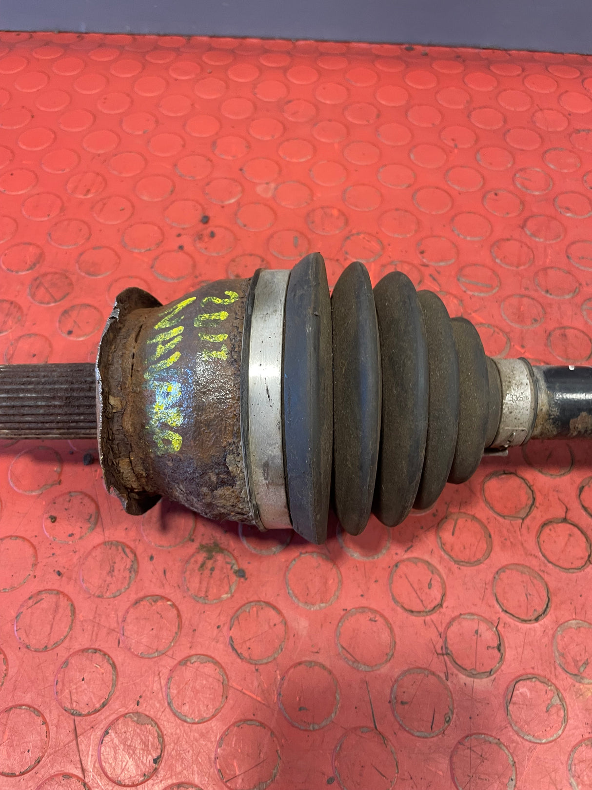 Nissan Navara D40 DRAVESHAFT Front Left/Right 2.5 2005-2015 P/N 391005JU0A