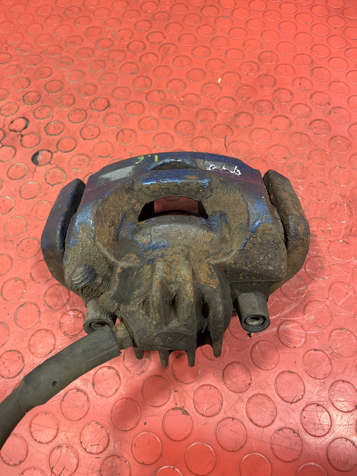 Citroen Berlingo/Peugeot Partner BRAKE CALIPER Front Passengers Side (With Carrier) 1.6 2008-2018 P/N 9670613980