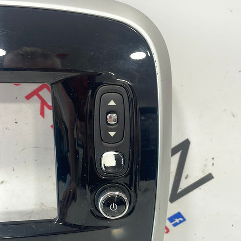 Renault Trafic SCREEN SURROUNDING TRIM 2019 P/N 682609821R