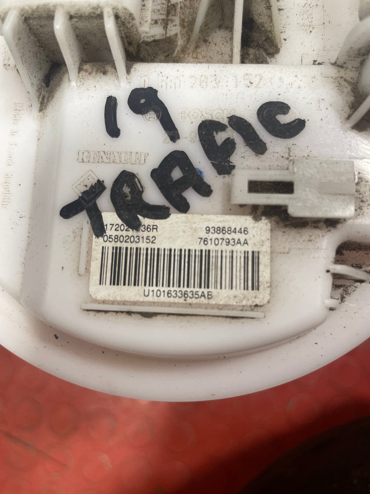 Renault Trafic MK3/Vauxhall Vivaro B/Nissan NV300 FUEL SENDER UNIT/FUEL PUMP 1.6 2014-2025 P/N 172021036R - 1