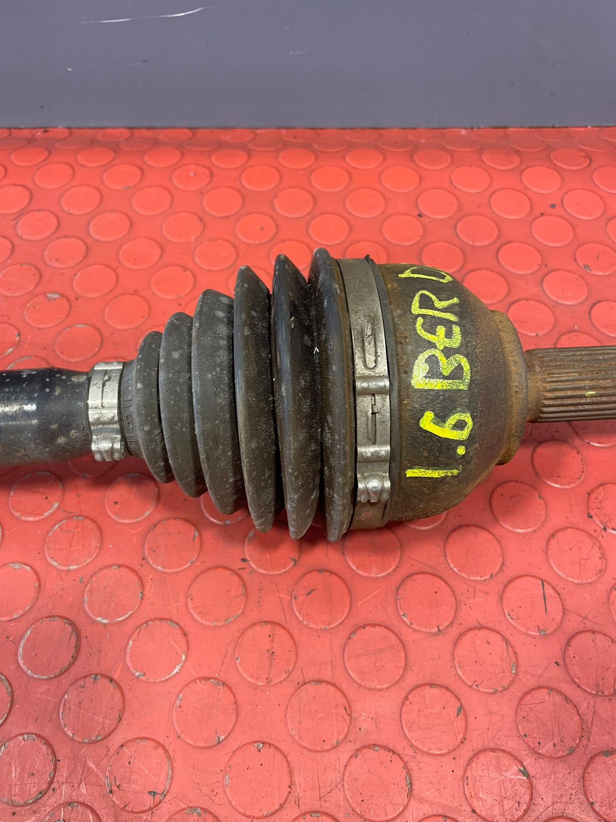 Citroen Dispatch/Peugeot Expert/Vauxhall Vivaro/Toyota Proace/Fiat Scudo DRIVESHAFT Drivers Side 1.5 2016-2025 P/N 9820048080 - 1