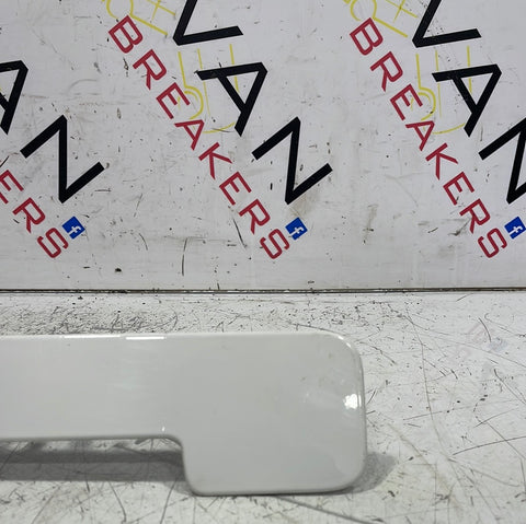 Citroen Dispatch/ Peugeot Expert/ Vauxhall Vivaro/ Toyota Proace SLIDING DOOR RAIL TRIM WHITE REAR LEFT  P/N   98186963