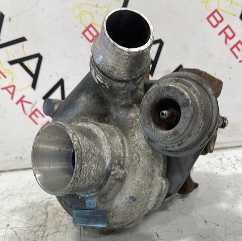 Renault Trafic/Vauxhall Vivaro TURBOCHARGER WITH ACTUATOR 2.0 2006-2011 P/N H8200466021